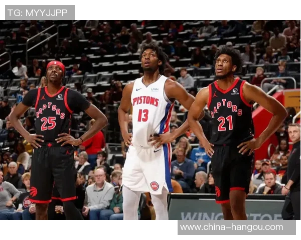 活塞惨遭28连败创历史主帅辞职球员泪洒更衣室情景感人至深