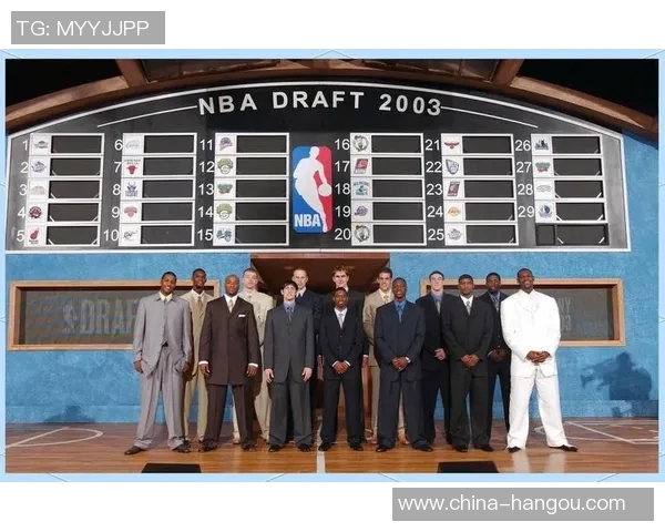 探秘篮球明星的辉煌历程与背后的奋斗故事